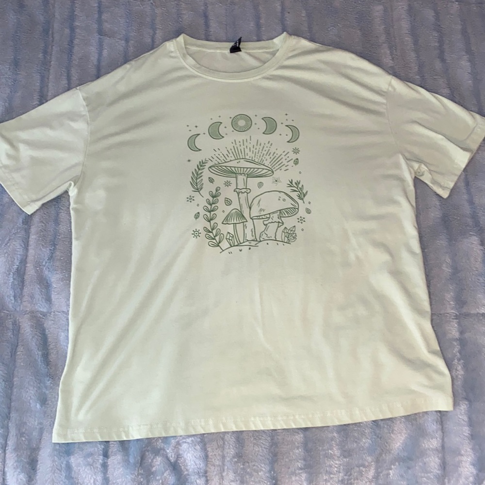 Tee shirt